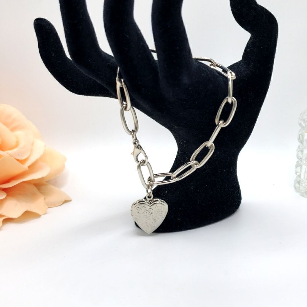 Silver paperclip chain heart charm bracelet